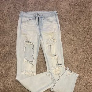 Light blue ripped jeans